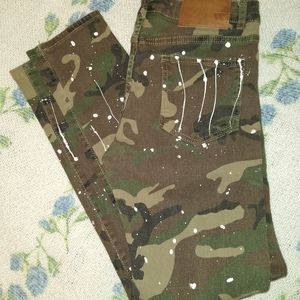 Waimea camo skinny jeans